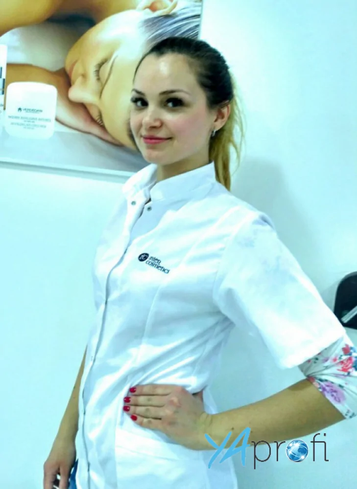 Алина Диброва