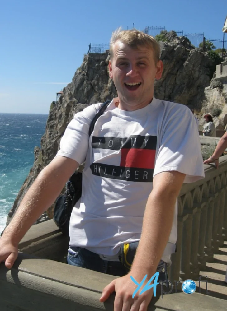 Александр Лобко