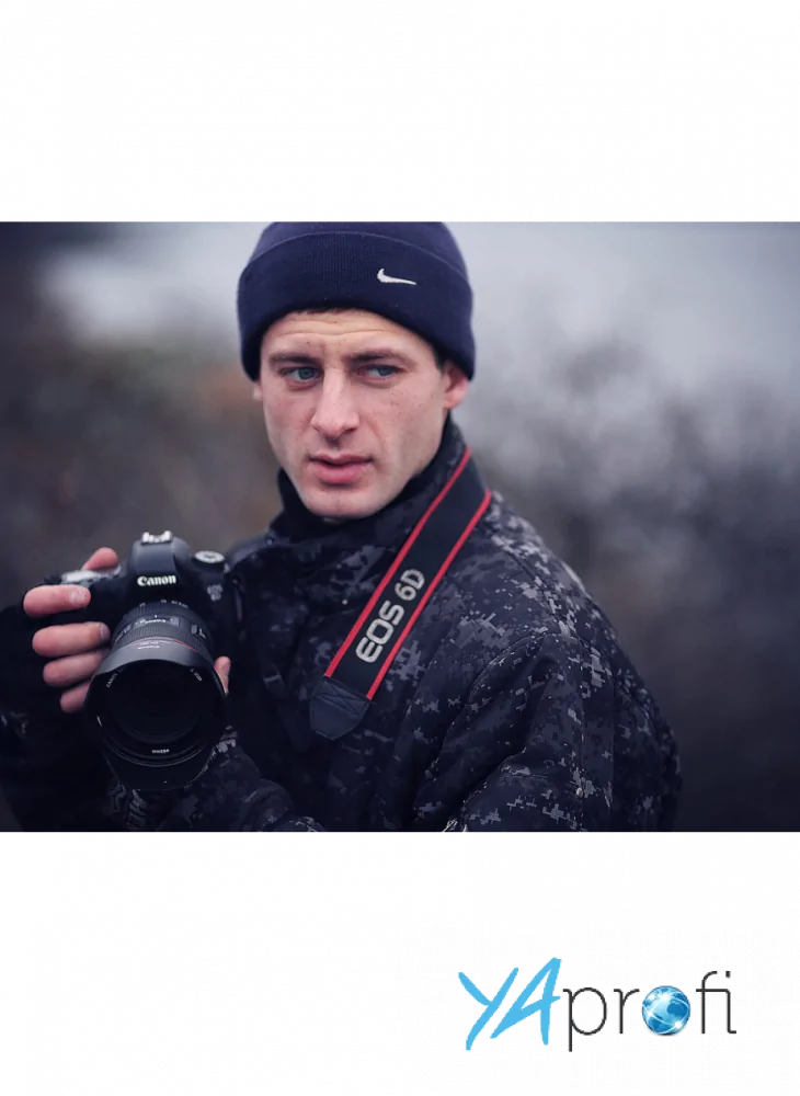 Игорь Лавров