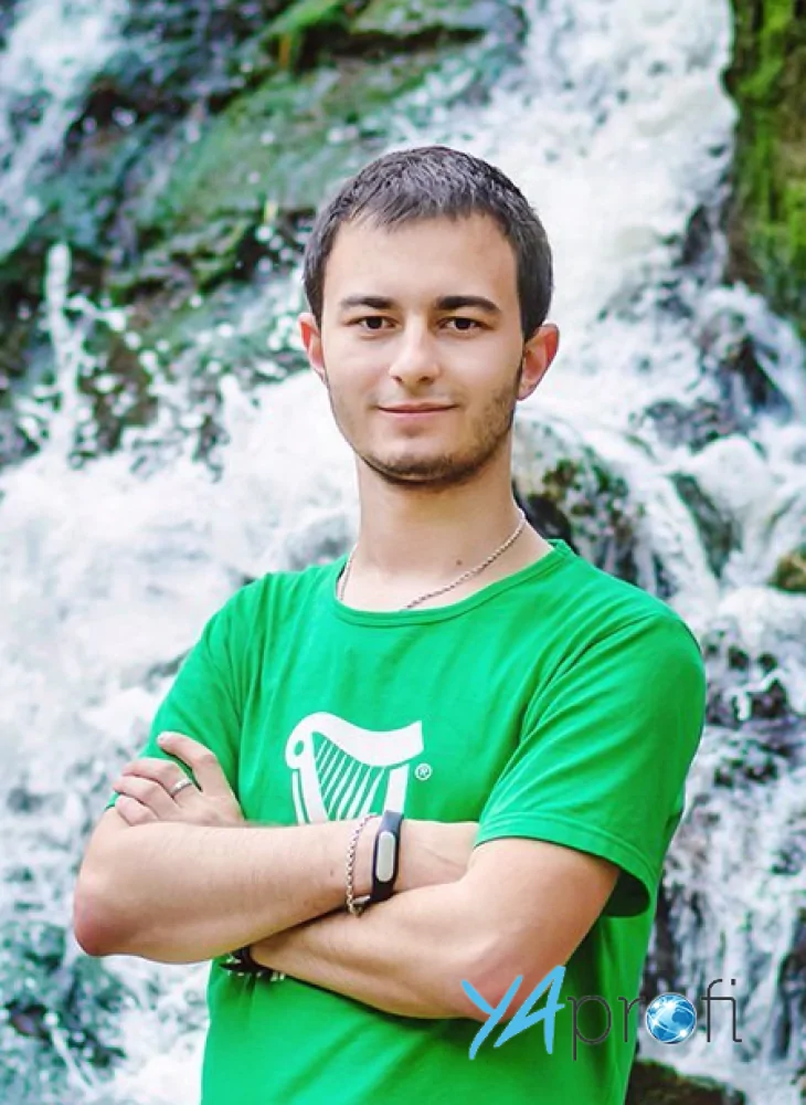 Алексей Ревуцкий