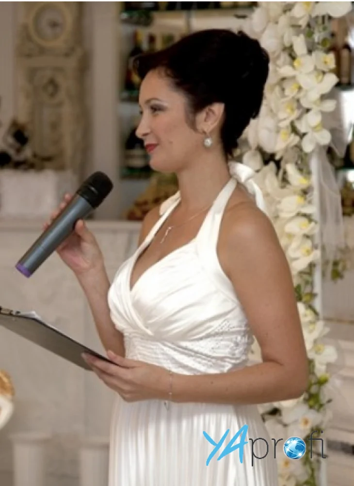 Яна Власенко