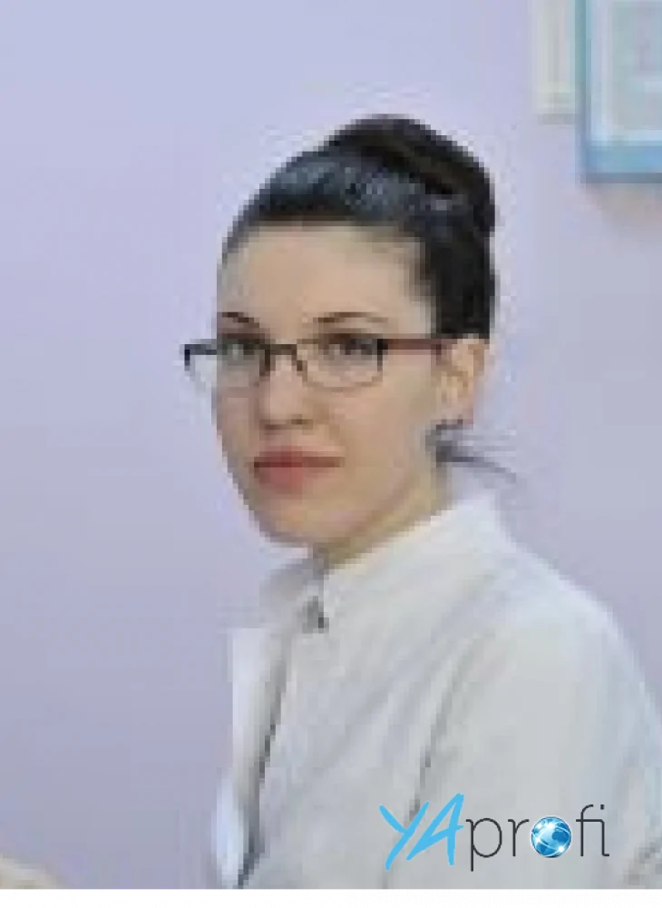Попова Елена Геннадьевна (Юнимед)