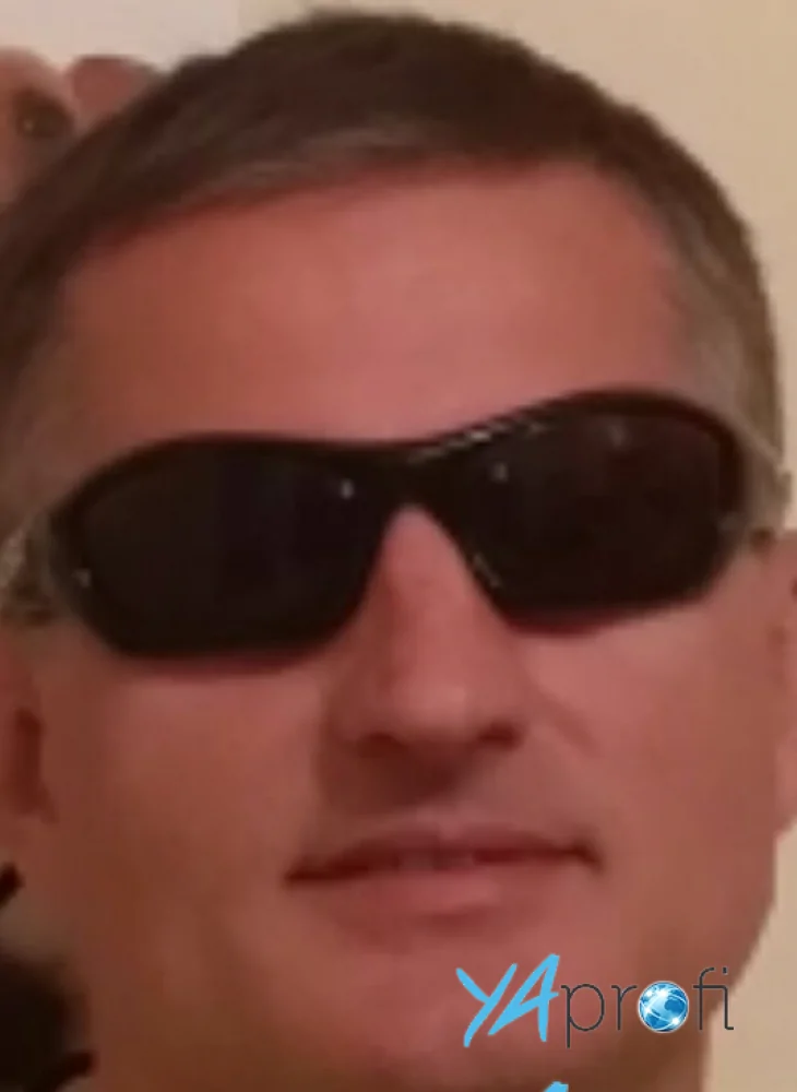 Виктор Морозов