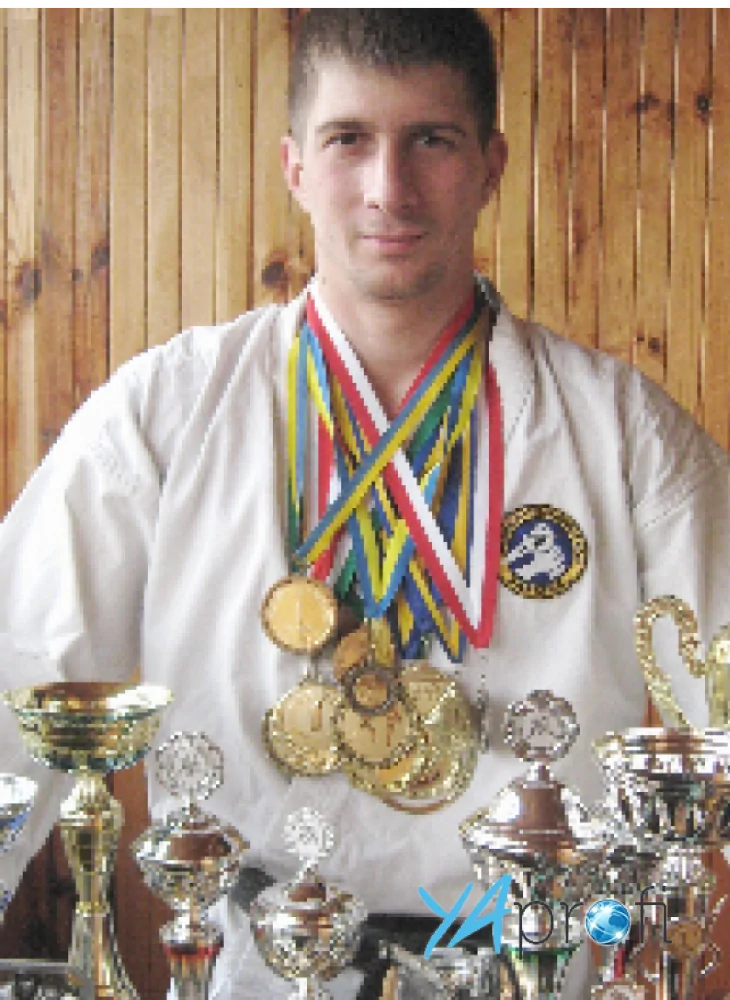 Олег Мартыненко