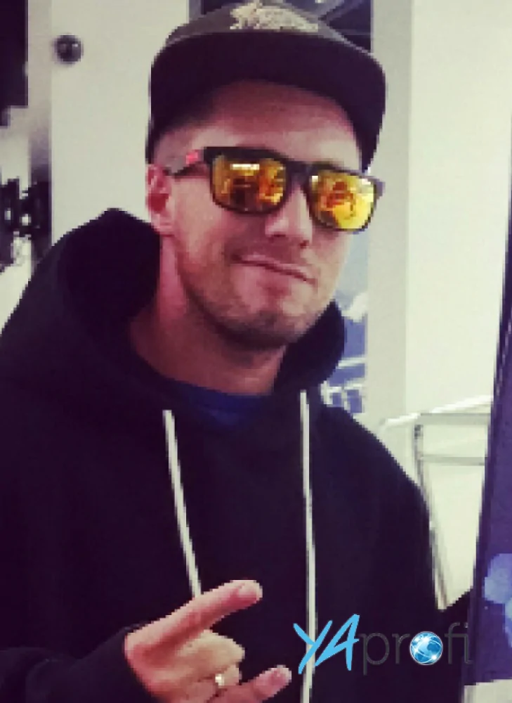 Евгений Николаев