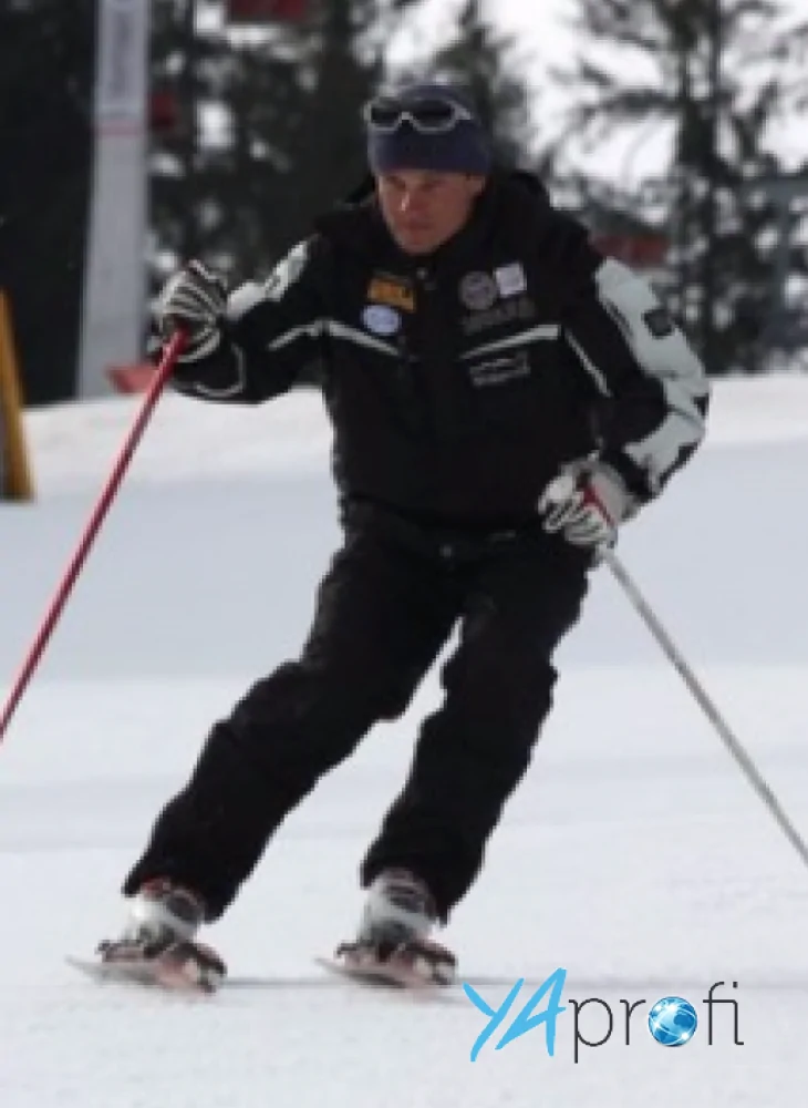 Владислав Робота