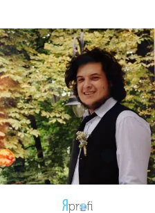 Денис Зазубек