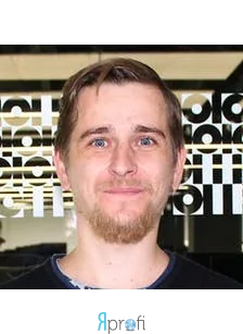 Артем Пахомов