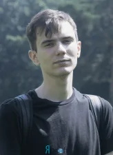 Максим Воропай