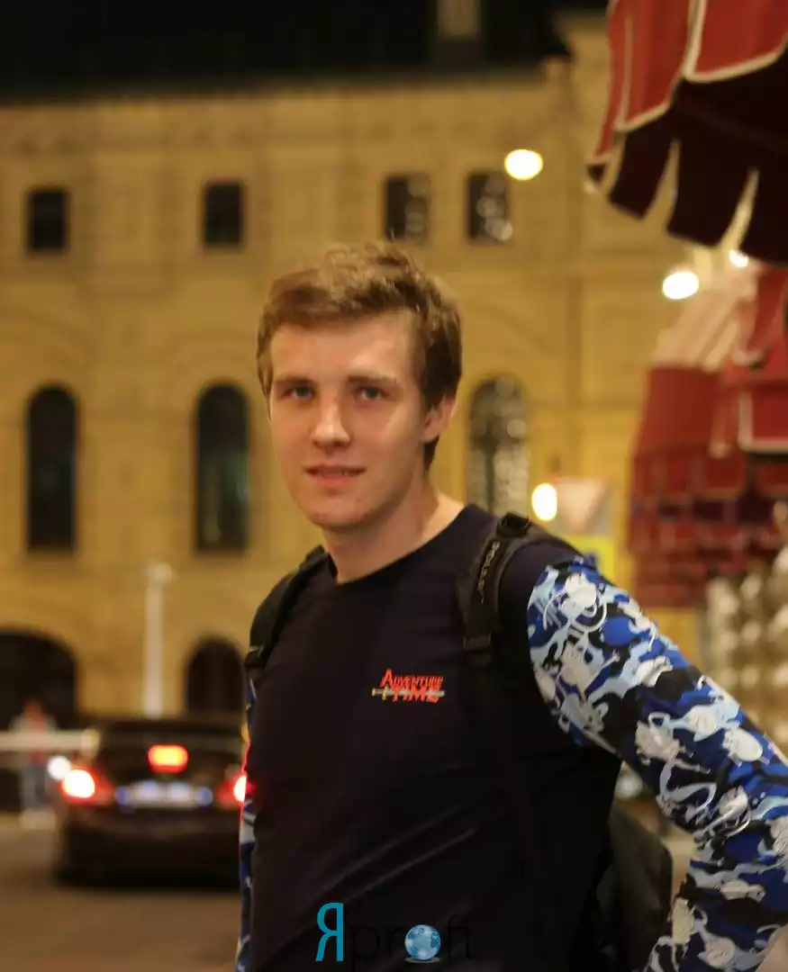 Александр Ноздреватых