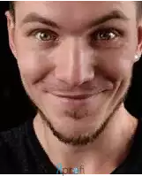 Артур Назаров