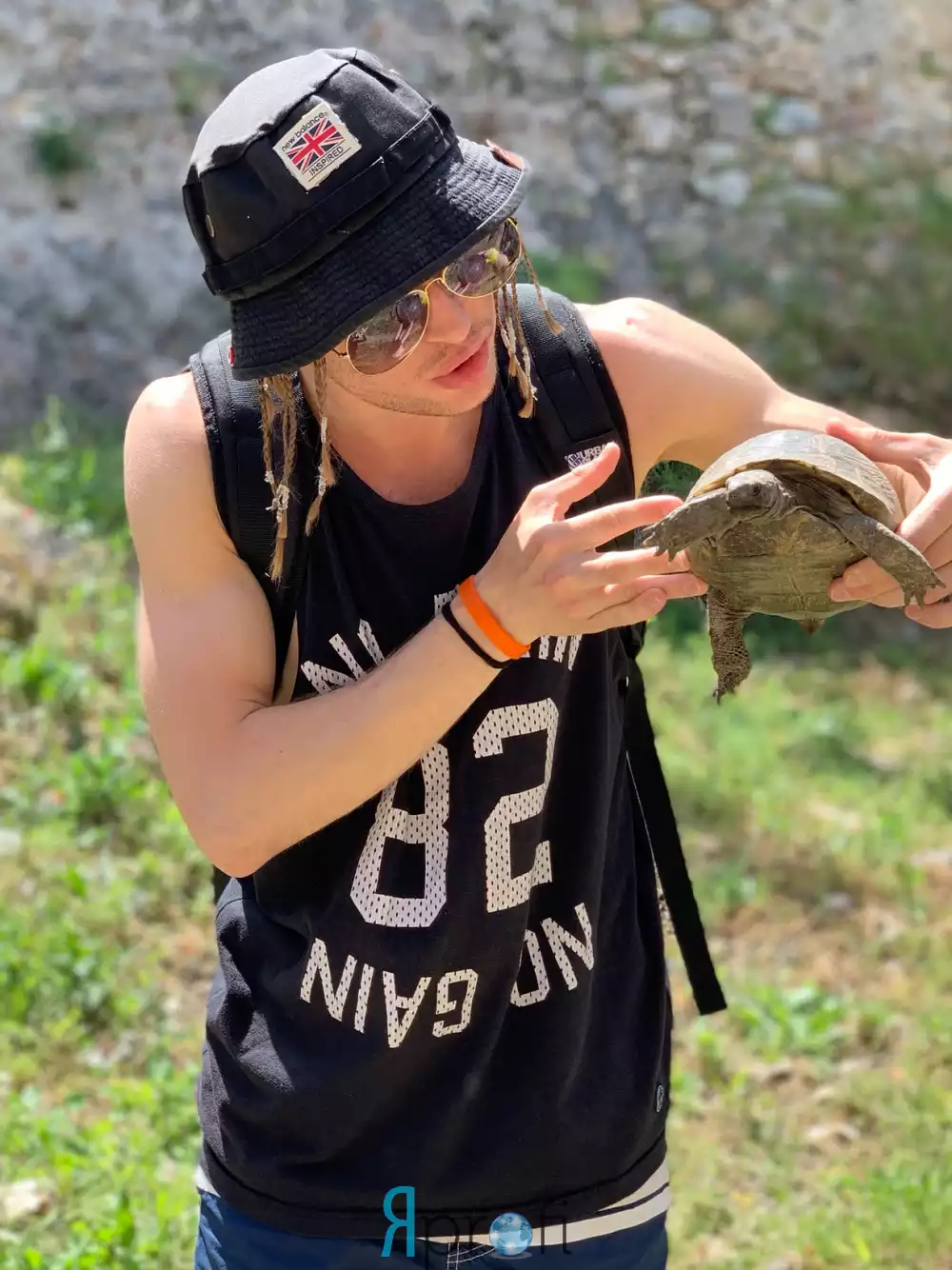 Руслан Суставов