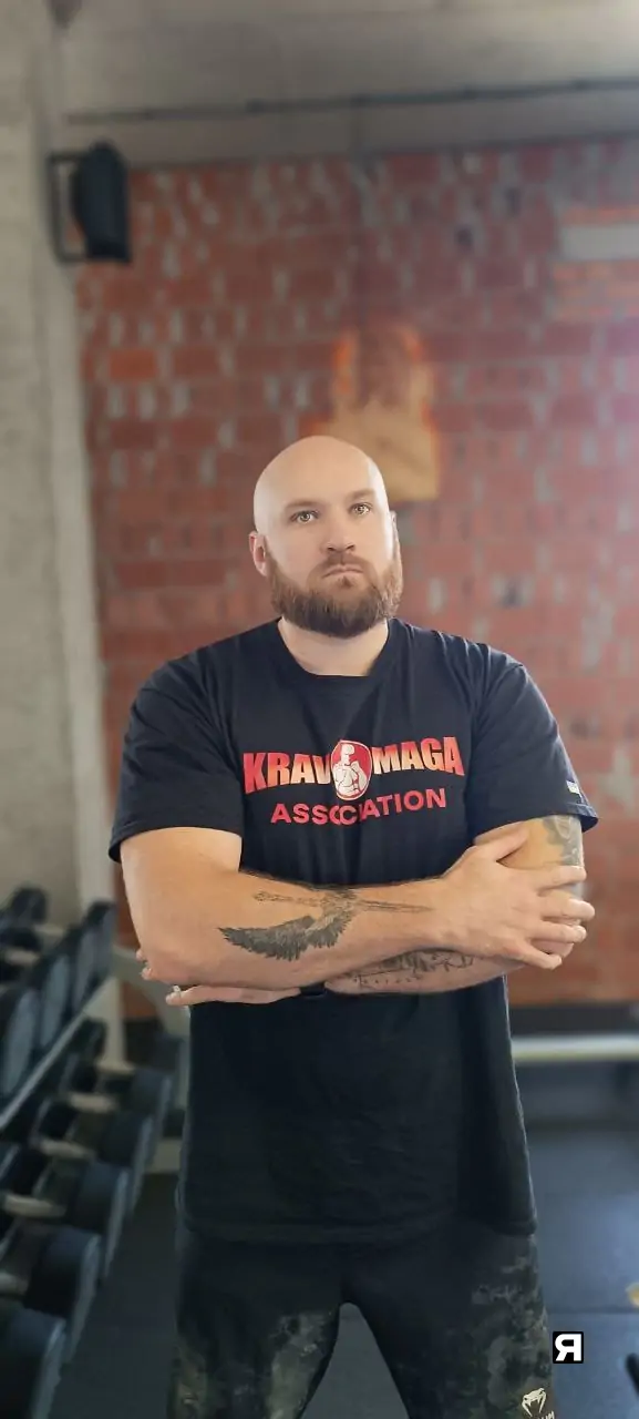 Антон Чекменьов